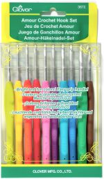 Clover 3672 Amour Crochet Hook Set, 10 sizes - Image 2