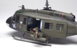 Revell UH-1D Huey Gunship Model Kit - Image 3